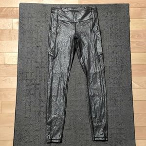 LULULEMON HR TIGHTS 28” - SIZE 4 - SILVER/METALLIC - LIKE NEW